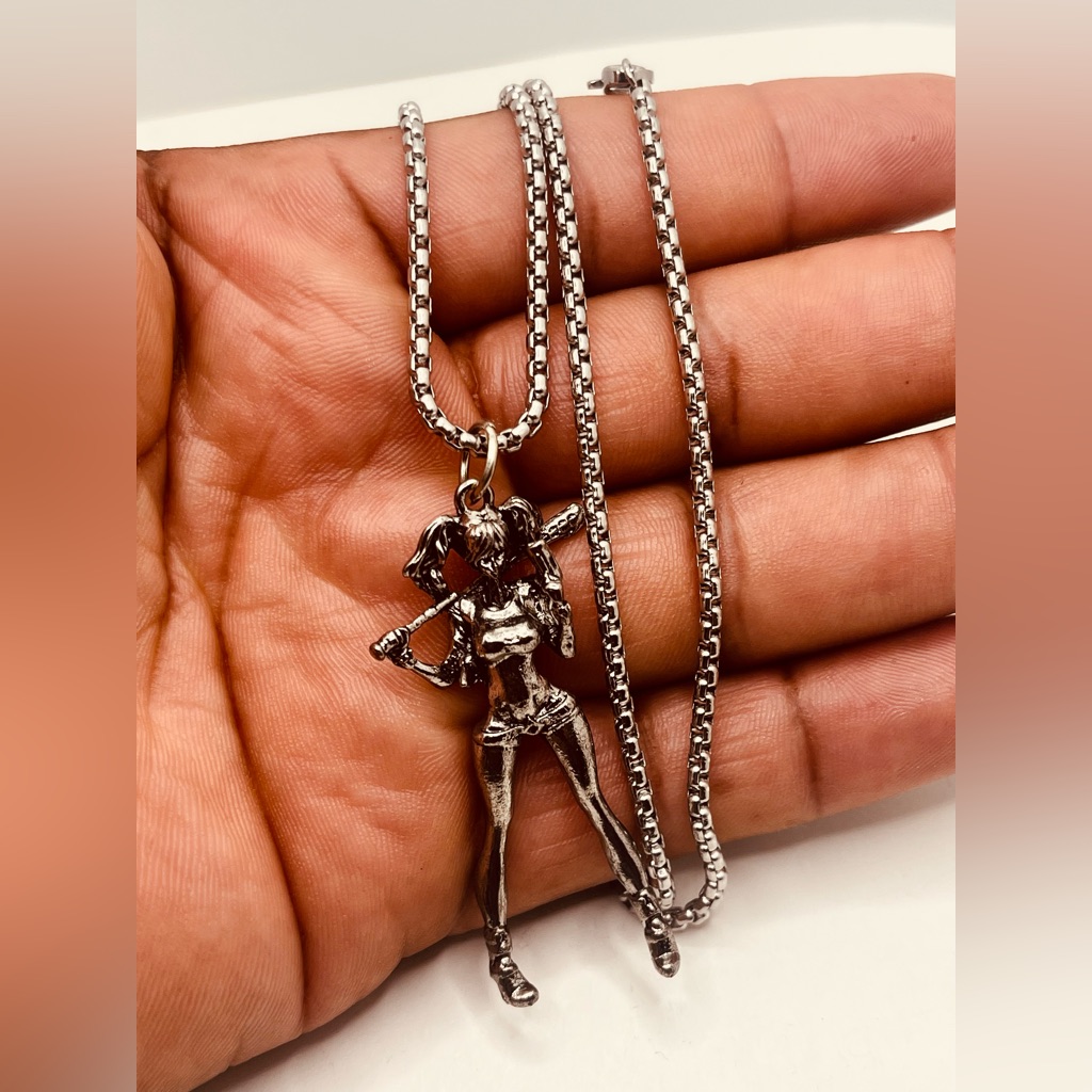 Stainless Steel Necklace Unisex Baseball Hugger Design 18$